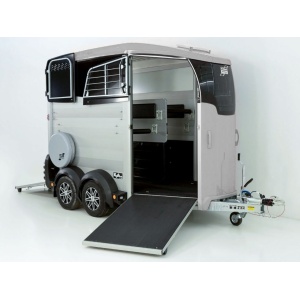 Ifor Williams Pferdeanhänger HBX 506|Frontausstieg|neues Modell-Neu