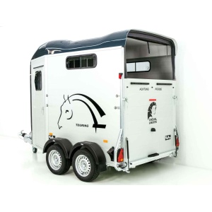 Cheval Liberte Pferdeanhänger Touring Jumping|Pullman-Fahrwerk|Sattelkammer|schwarz-Neu