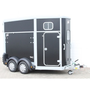 Ifor Williams Pferdeanhänger HB506|Sattelkammer|schwarz-Neu