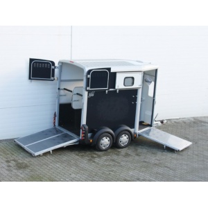 Ifor Williams Pferdeanhänger HB506|Frontausstieg|Klappenkombi|schwarz-Neu